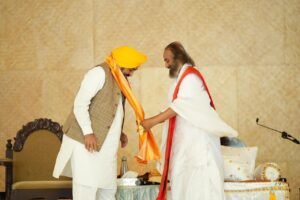 Cm maan meet shri ravi shankar