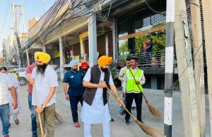 AAP GOVT’s MEGA CLEANLINESS DRIVE; MLAS, MINISTERS & VOLUNTEERS JOIN HANDS TO CLEAN THE CITY