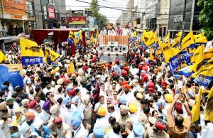 Kejriwal holds roadshow in Ludhiana, says ‘whose government, its MLA’; takes swipe at PM Modi