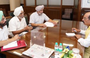 Mohinder Bhagat directs officers to resolve ex-servicemen’s issues on priority