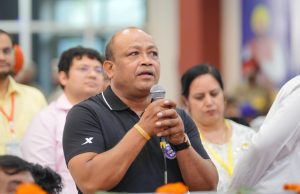 PEOPLE OF ONCE DRUG HOTSPOT VILLAGE LAKHANPAL THANKS CM FOR RESTORING SMILES ON FACES OF PEOPLE