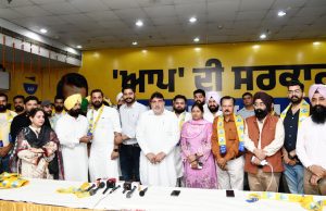 Congress Faces Setback in Ludhiana West! Several Leaders Join Aam Aadmi Party