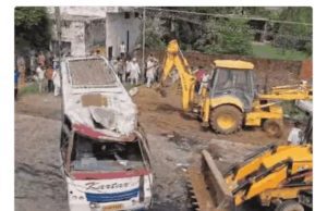 Four killed, over 20 injured as bus overturns after collision in Hoshiarpur