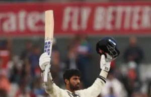 India hold off England with gritty batting to draw Manchester Test