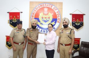 CP JALANDHAR FELICITATES 18 POLICE OFFICERS WITH CC-1 CERTIFICATES AND ₹1.46 LAKH CASH REWARD FOR EXEMPLARY ROLE IN “YUDH NASHIAN VIRUDH”