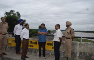 Chief Secretary visits flood-affected areas in Amritsar and Pathankot