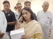 Congress MLA Vinesh Phogat confronts Julana SHO over missing person case