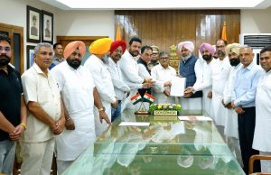 AAP Delegation Calls on Governor, Demands Immediate Arrest and Action Against Accused in Haryana IPS Officer’s Case