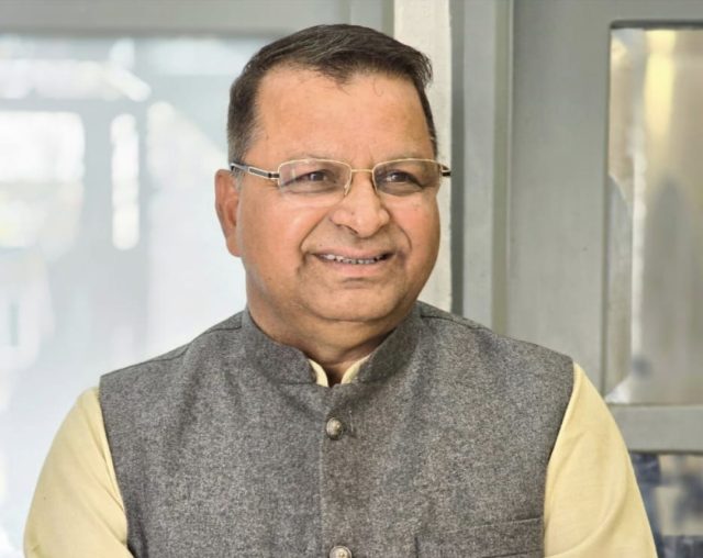 Screenshot_2025-10-28-21-04-00-645_com.whatsapp-edit