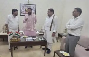 Union Minister meets Haryana CM, IPS officer’s family refuses postmortem without DGP’s removal