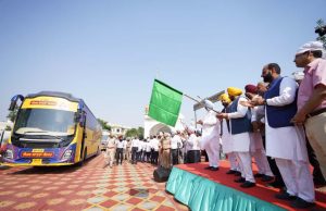 CM FLAGS OFF FIRST BATCH OF BUSES CARRYING DEVOTEES TO AMRITSAR