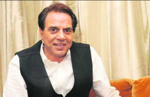 Dharmendra in critical but stable condition, denies being on ventilator