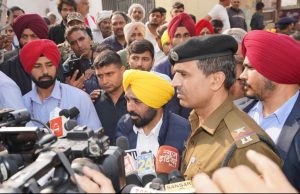 CM SHARES CONDOLENCES WITH FAMILY OF HARDIK RATHI