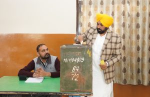Punjab zilla parishad and panchayat samiti polls underway amid low turnout, CM Mann casts vote with wife