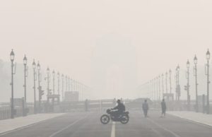 Delhi air quality remains severe despite GRAP-IV, average AQI at 461