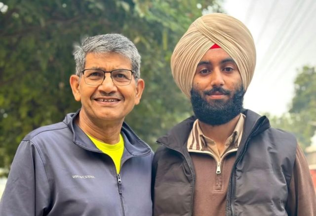 Screenshot_2025-12-02-17-44-10-352_com.whatsapp-edit