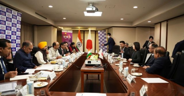 Screenshot_2025-12-02-19-47-14-803_com.whatsapp-edit