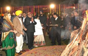 Lohri celebrated across Punjab as CM Bhagwant Mann, Governor Kataria and Haryana CM Saini attend event together