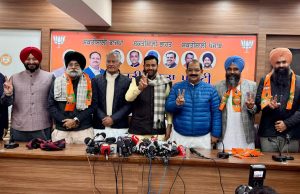 Senior Akali leaders, former CM aide join BJP in Punjab