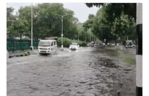 Heavy rain lashes Punjab and Chandigarh; three children injured as roof collapses in Manimajra