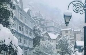 Season’s first snowfall blankets Shimla after three dry months; temperature dips