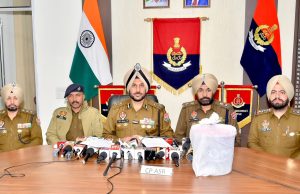 Amritsar Police Bust Cross-Border Drug Smuggling Racket; 7.6 Kg Heroin Seized