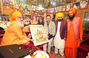 On Maha Shivratri, Arvind Kejriwal & Bhagwant Singh Mann pay obeisance at Sri Rankeshwar Mahadev Temple, pray for Punjab’s peace & prosperity