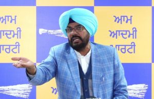 AAP announces full support for ‘Bharat Bandh’ on February 12, says struggle of workers & farmers is its own