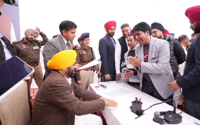 Screenshot_2026-02-12-23-18-17-825_com.whatsapp-edit