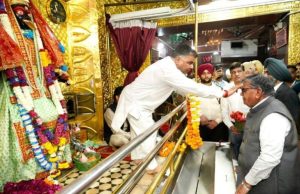 Punjab governor flags ₹4 lakh crore debt, calls for balanced budget