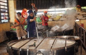Faith over crisis: Golden Temple langar runs uninterrupted despite LPG shortage