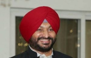 Minister Bittu issues 1-week ultimatum in Amritsar warehouse DM suicide case, backs family’s justice demand