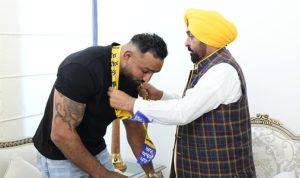 Pala Jalalpuria joins AAP