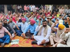 Residents protest eviction notices in Phillaur, hundreds join dharna