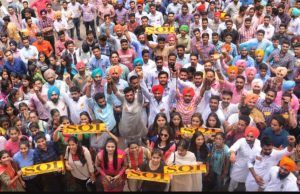 SOI workers protest outside CM Mann’s residence in Chandigarh, police detain leaders amid scuffle