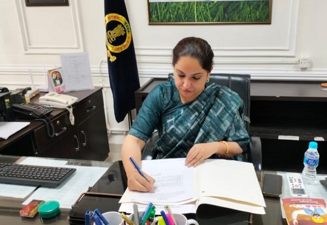 Fazilka DC Amarpreet Kaur Sandhu 