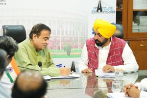 Nitin gatkari and cm mann meeting
