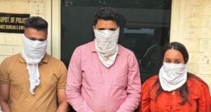 Vigilance arrests two sdo and clerk