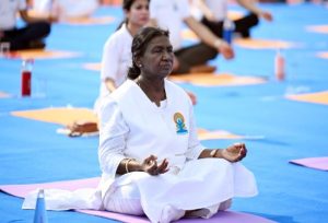 Droupadi Murmu yoga day at Jabalpur