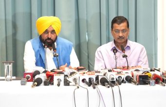 Cm Mann and kejriwal visit amritsar