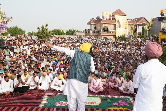 Cm mann lok milni in moga