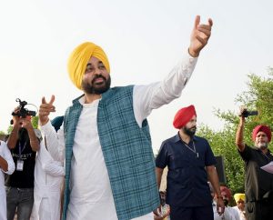 Cm mann lok milni in moga