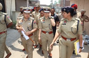 Jalandhar के ये इलाके पुलिस छावनी में तब्दील, जारी हुआ हेल्पलाइन नंबर