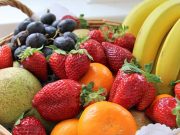 Cholesterol को कंट्रोल करना है… तो इन 4 फलों को कर लें डाइट में शामिल, सेहत के लिए हैं फायदेमंद