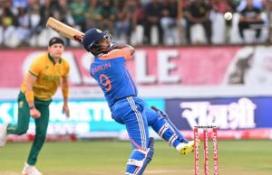 Asia Cup 2025: RCB के फिनिशर का टीम इंडिया में खेलना तय! Sanju Samson की जगह संदिग्ध