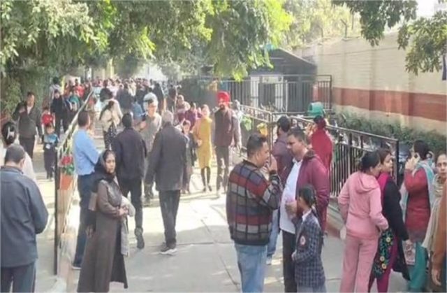 2025_12image_12_18_179888367jall-ll-696x456