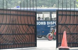 Chandigarh में School को बम की धमकी मिलने से मची अफरा-तफरी, जांच जारी