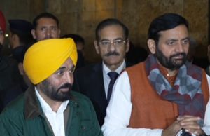 SYL मुद्दे पर पंजाब-हरियाणा की हुई बैठक, CM मान और CM सैनी ने कहा- मीटिंग खुशी के माहौल में हुई