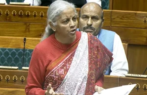 संसद में पेश हुआ इकोनॉमिक सर्वे, GDP ग्रोथ 6.8% से 7.2% रहने का अनुमान