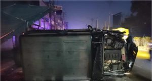 Ludhiana: तेज रफ्तार Thar ने बाइक सवार को उड़ाया, टक्कर इतनी जबरदस्त कि पलट गई गाड़ी